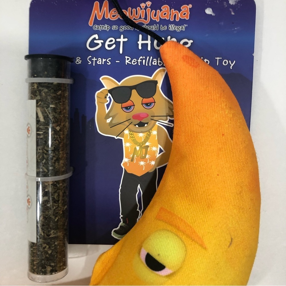 Moon & Star Refillable Catnip Toy - Picture 2 of 9